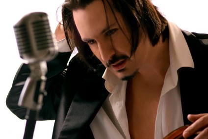 Documentário vai mostrar a passagem do cantor por vários países Foto: Divulgação