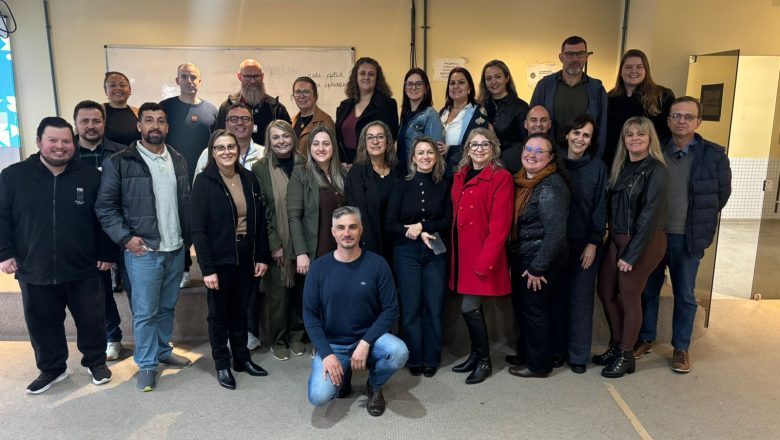 I Encontro de Coordenadores de Polo UAB/UFPel debate o futuro da EaD no Campus Anglo