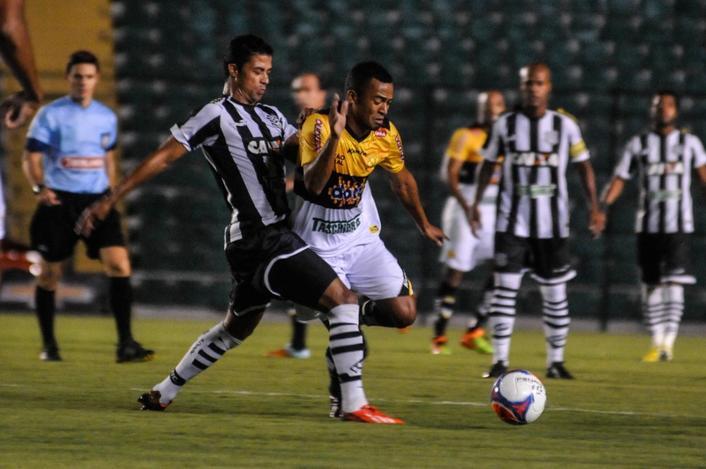 Figueirense X Criciúma - Campeonato Catarinense 2014 - Florianópolis/SC - 05/03/2014