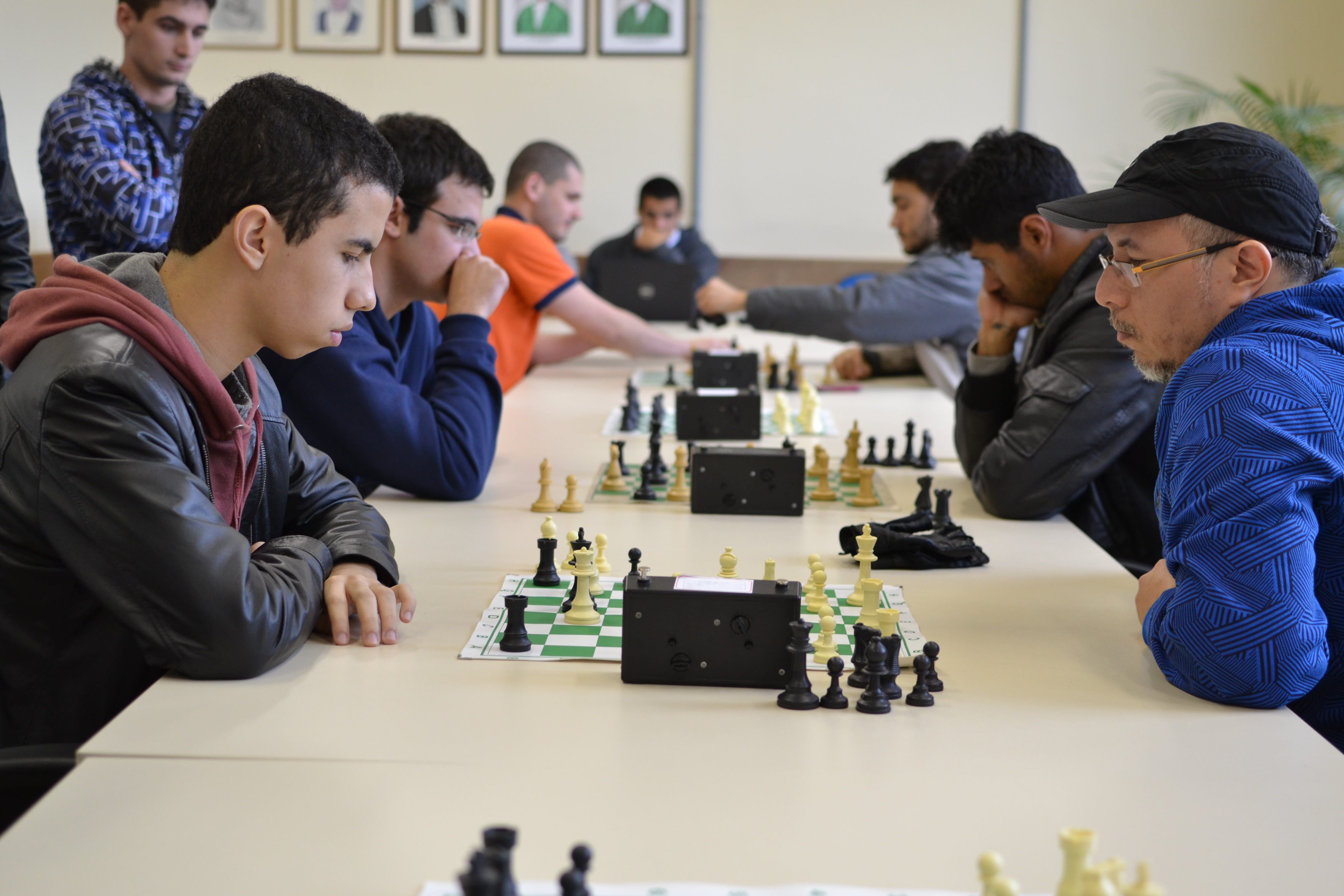 Escola Superior de Educação Física – ESEF » xadrez 2