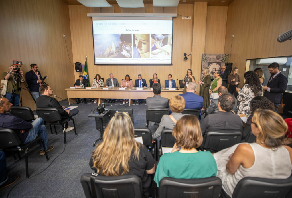 Autoridades reunidas no seminário técnico da Ação Brasília para debater estratégias de preservação do patrimônio cultural.