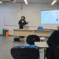 Kethlyn apresentando no II UNIFICA